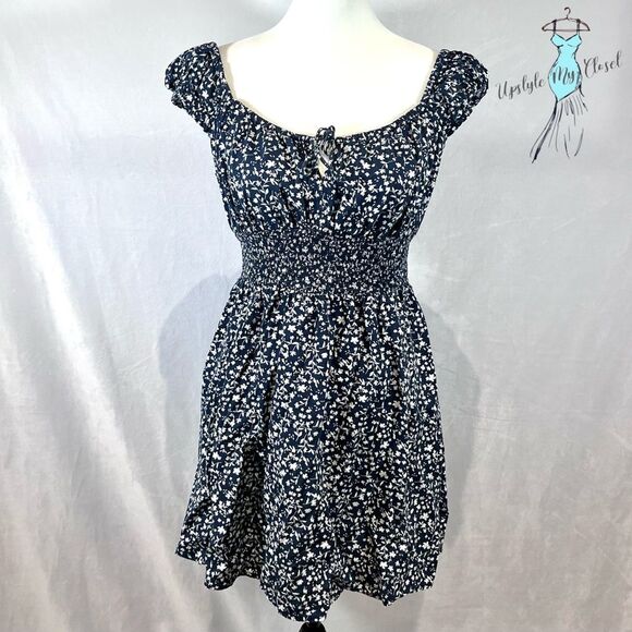 Old Navy navy and white ditsy floral smocked waist cotton blend dress size XS - Picture 2 of 7